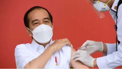 Presiden Jokowi Menerima Vaksin Covid-19 Perdana