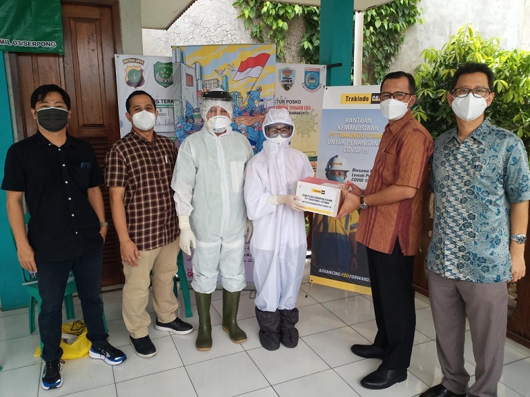 Dukung Pengendalian Pandemi Trakindo Donasi 9.000 Alat Tes Antigen