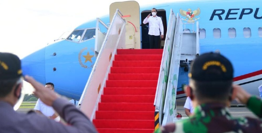 Presiden Jokowi Akan Resmikan Terminal Bandara Kuabang dan Tinjau Vaksinasi Massal