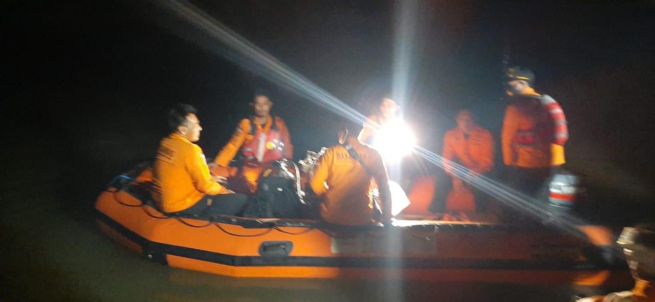Hari Kedua Pencarian Warga Brebes Hanyut di Sungai Pemali, 3 LCR Diturunkan