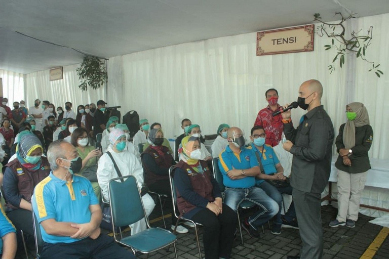 DPRD Kota Bandung  Apresiasi Gelaran Vaksinasi Yayasan Dana Sosial Priangan