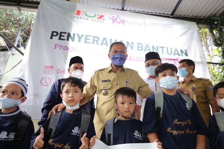 Wali Kota Bandung Apresiasi Laznas DDII Bantu Anak yatim Karena Covid-19