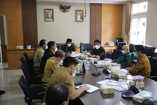 Komisi A DPRD Kota Bandung Melaksanakan Rapat Kerja dengan BKPSDM