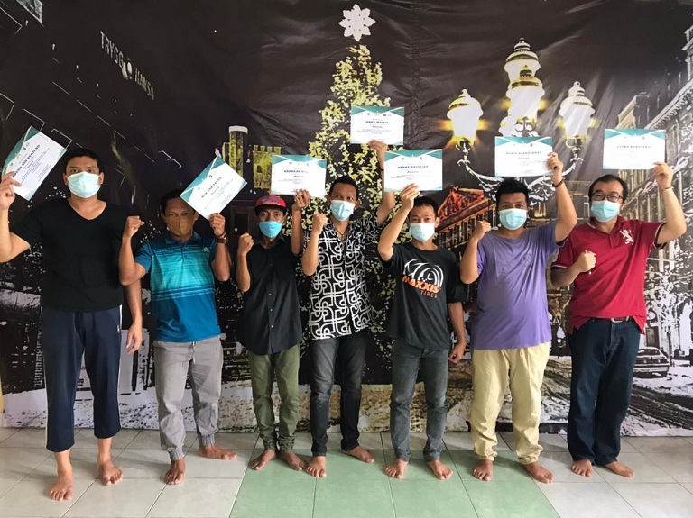 Tujuh Napi Lapas Kelas I Semarang Terima Penghargaan dari Second Chance Foundation