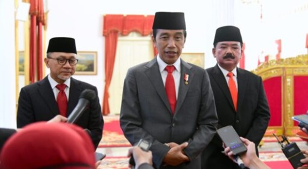 Presiden Jokowi Resmi Melantik Zulkifli Hasan Sebagai Menteri Perdagangan