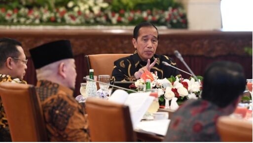 Presiden Jokowi Melakukan Pertemuan dengan Para Pimpinan Lembaga Negara di Istana Negara