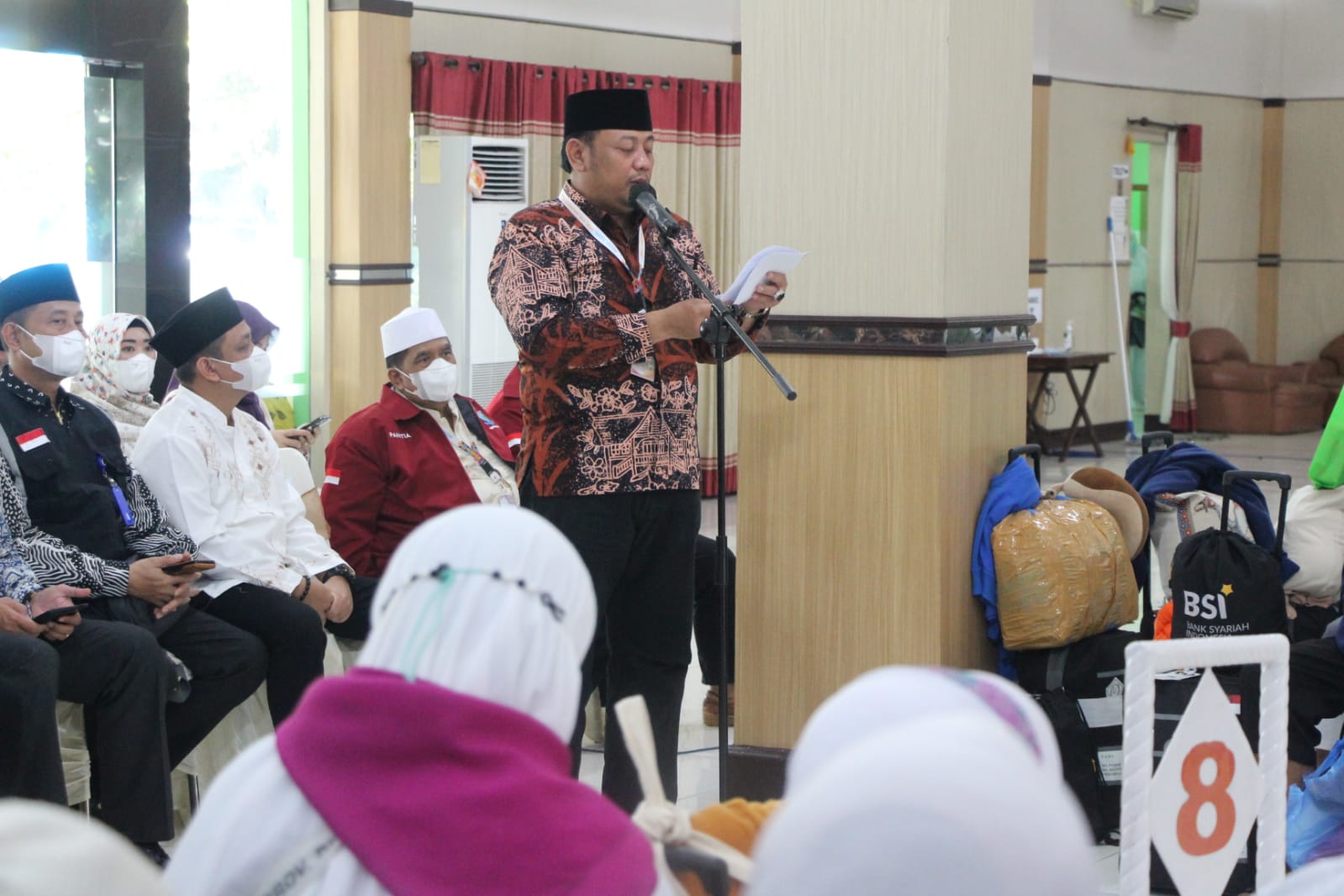 Wali Kota Tegal Terima Jamaah Haji dari PPHI Embarkasi Solo