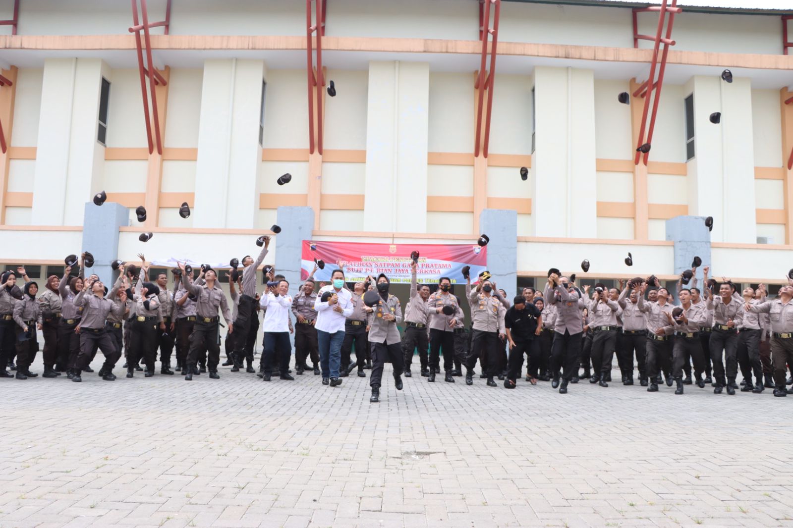 Ditbinmas Polda Jateng Tutup Diksar Satpam Gada Pratama Angkatan ke-19