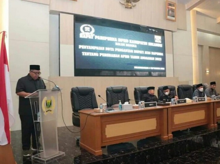 Pada Sidang Paripurna DPRD, Bupati Sukabumi Sampaikan Nota Pengantar Raperda Perubahan APBD TA 2022