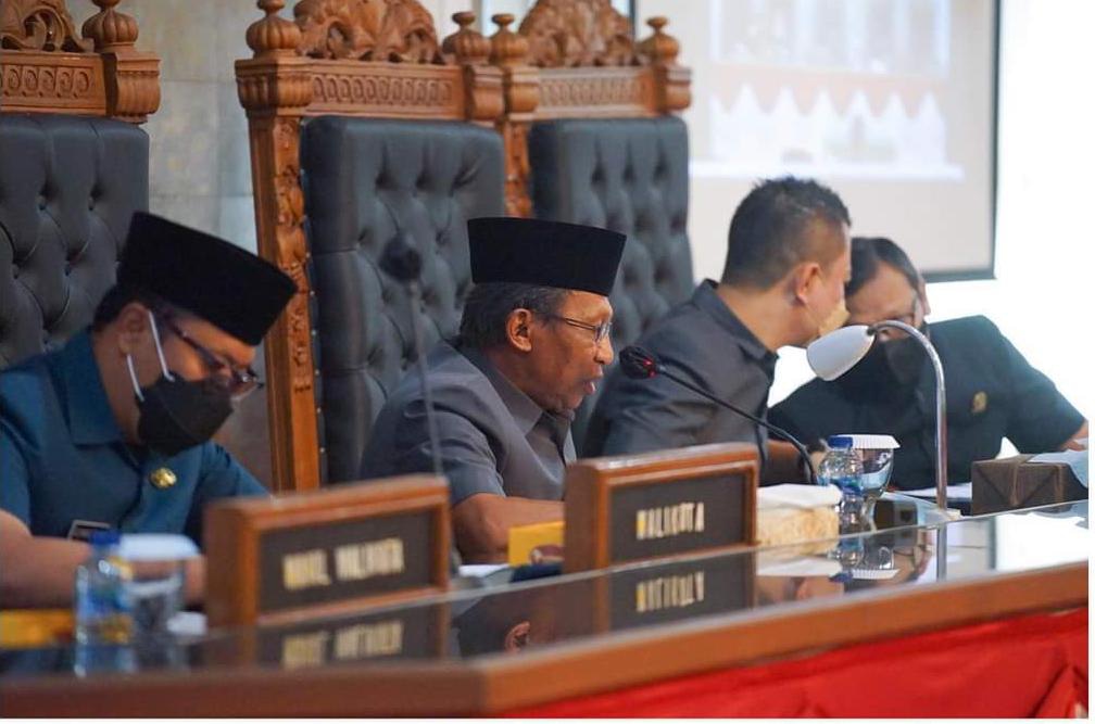 Ketua DPRD Kota Sukabumi Pimpin Rapat Paripurna, Wali Kota Fahmi Sampaikan Penjelasan Raperda APBD