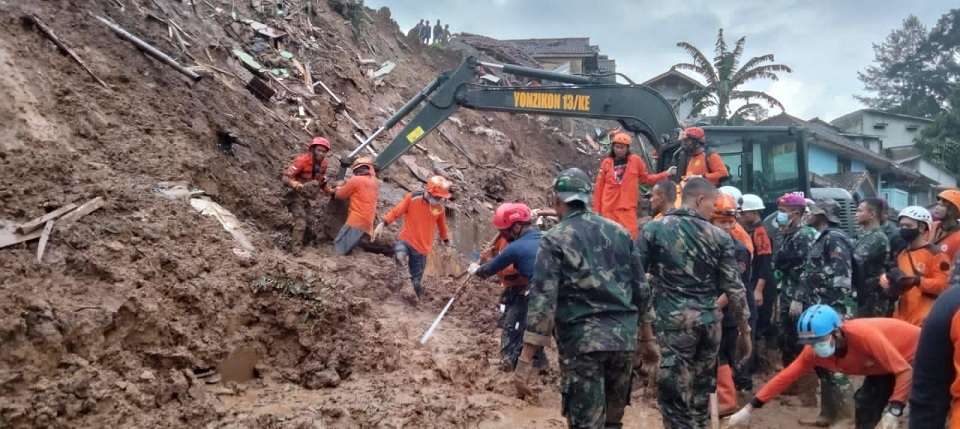 Menzikon/CRK Pusziad Temukan 2 Korban Gempa Bumi Cianjur