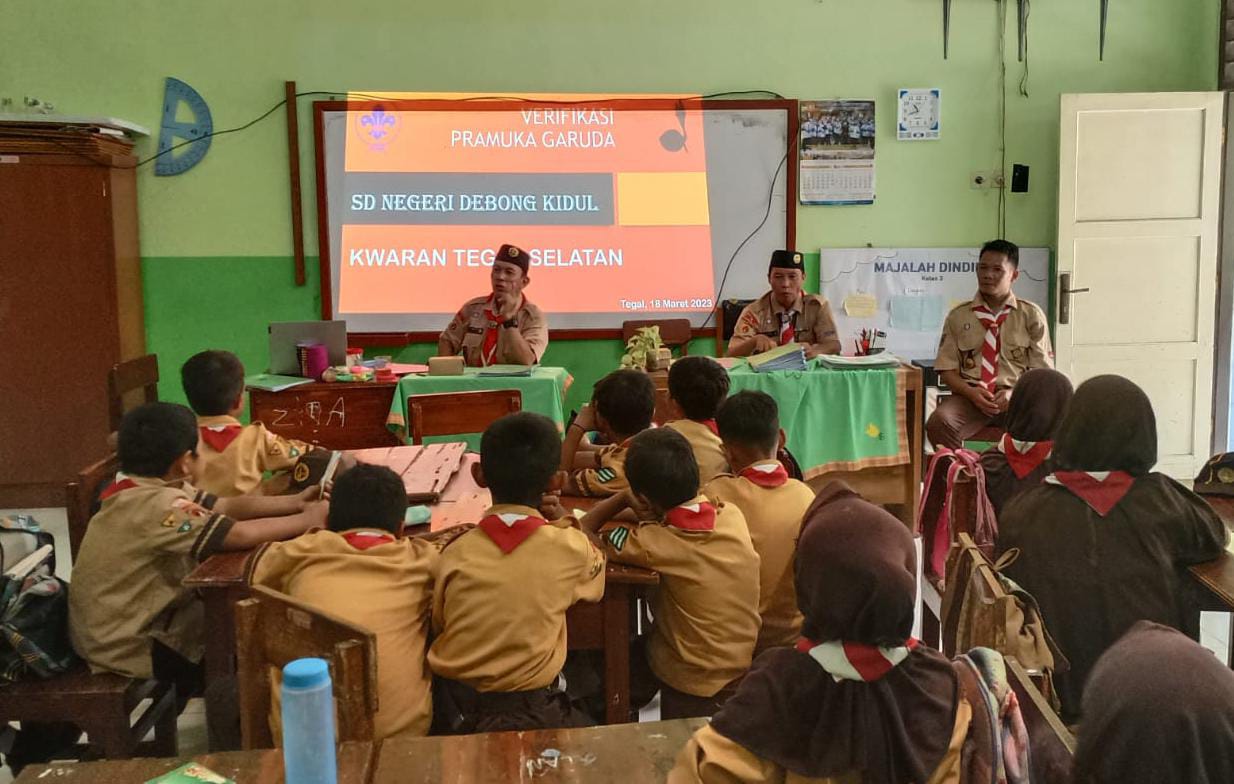 Honorer Penjaga SD Turut Serta Sukseskan Pramuka Garuda.