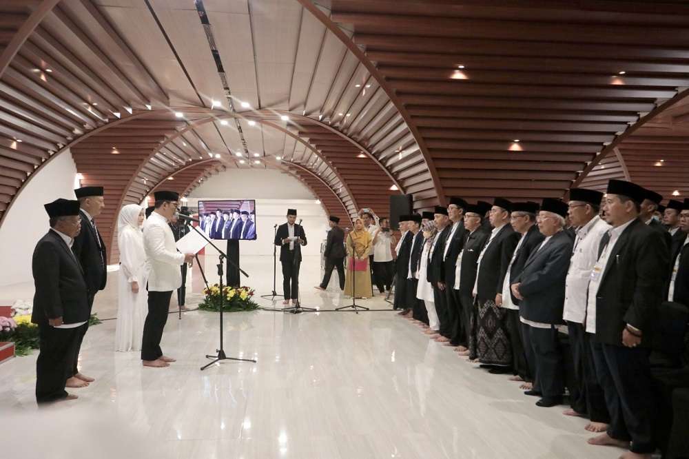 Gubernur Jawa Barat Lantik 174 Pengurus Masjid Raya Al Jabbar