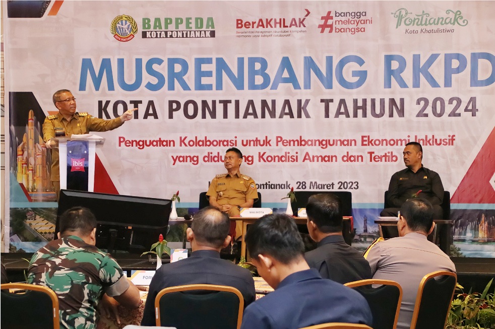 Gubernur Kalimantan Barat Memberikan Arahan pada Musrenbang