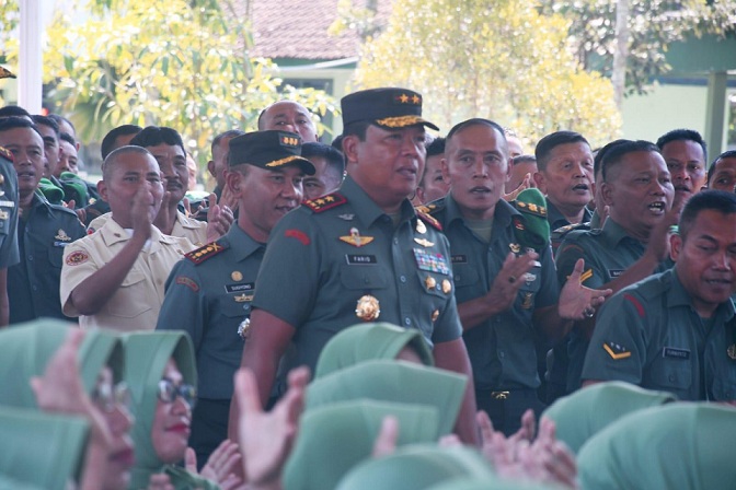 Mayjen TNI Farid Makruf Minta Prajurit Jaga Amanah dan Kepercayaan Rakyat