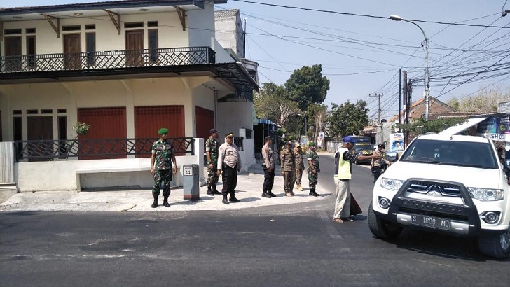 TNI-Polri di Kecamatan Modo Bersinergi Jaga Stabilitas Keamanan