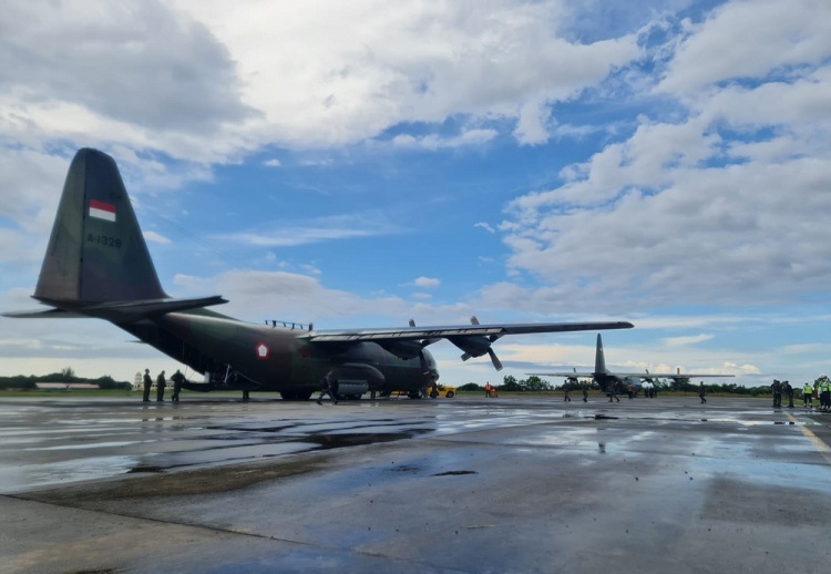 Road To Support Gaza: Hercules TNI AU Landing Pertama Di Banda Aceh